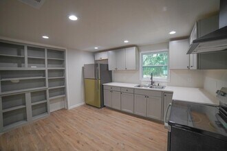 5057 Tillie Ln in Tallahassee, FL - Building Photo - Building Photo
