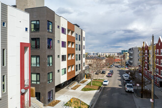 Jeff Park Flats in Denver, CO - Building Photo - Building Photo