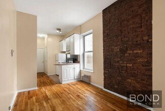 331 E 33rd St in New York, NY - Building Photo - Building Photo