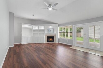 6 Fiddlers Cove Pl in Spring, TX - Building Photo - Building Photo