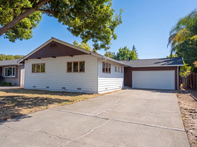 property at 5351 Bonniemae Way