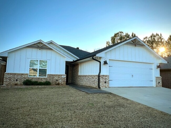 property at 5429 Meadow Ridge Dr