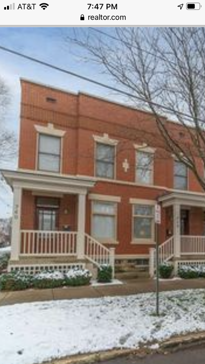 742 S Front St in Columbus, OH - Foto de edificio