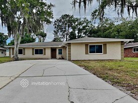 26740 Magnolia Blvd in Lutz, FL - Building Photo