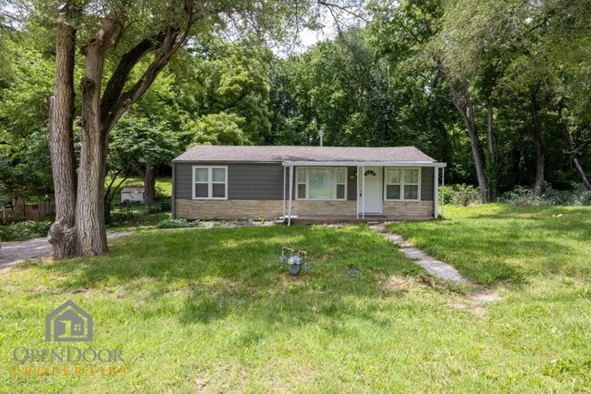property at 530 S 71st St