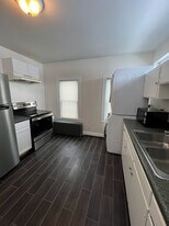 164 Wall St, Unit 101 in Corning, NY - Building Photo