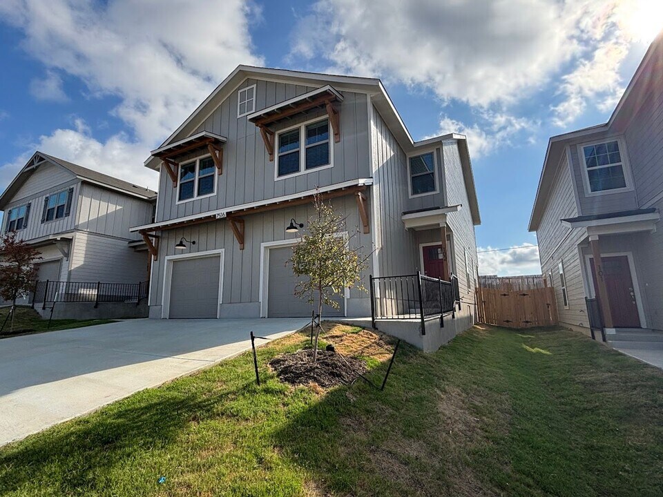 7516 Briarwood Pass in San Antonio, TX - Building Photo