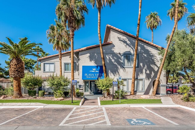 Playa Vista Apartments in Las Vegas, NV - Foto de edificio - Building Photo