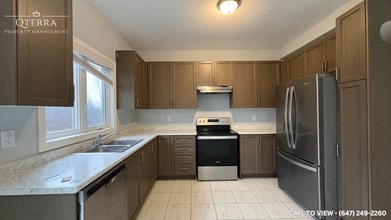 1222 Plato Dr in Fort Erie, ON - Building Photo - Building Photo