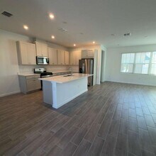2468 Celebration Blvd in Kissimmee, FL - Building Photo - Building Photo