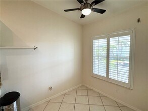 1225 Sarah Jean Cir in Naples, FL - Building Photo - Building Photo