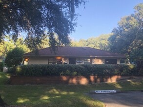 2721 5th Ct in Palm Harbor, FL - Building Photo - Building Photo