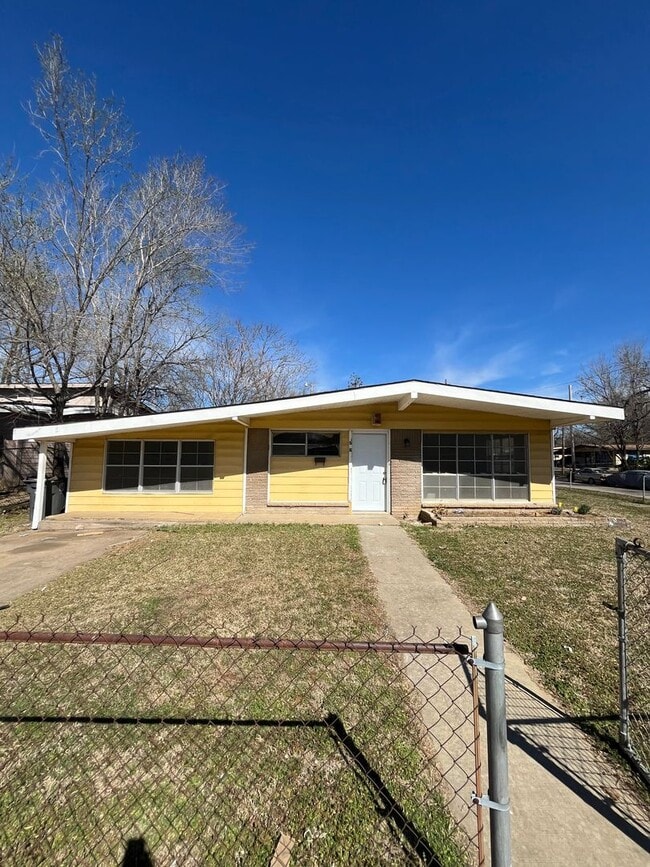 property at 267 E 54th St N