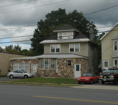 1881 State St in Schenectady, NY - Building Photo