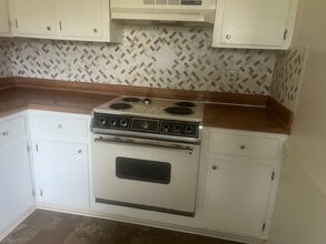 422 Cascade Ave in Rocky Mount, NC - Building Photo - Building Photo