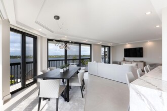 2778 S Ocean Blvd in Palm Beach, FL - Foto de edificio - Building Photo