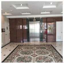 4 Chelsea Pl in Great Neck, NY - Building Photo - Building Photo