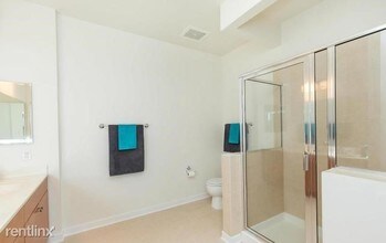 3201 St Paul St in Baltimore, MD - Building Photo - Building Photo