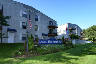 Laurel Hill Apartments in Lindenwold, NJ - Building Photo - Building Photo