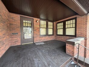 1155 N Cherry St in Galesburg, IL - Foto de edificio - Building Photo