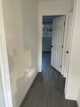 265 E 69th Way, Unit A in Long Beach, CA - Building Photo - Building Photo