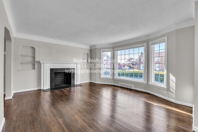 18010 Sorrento Ave in Detroit, MI - Building Photo - Building Photo