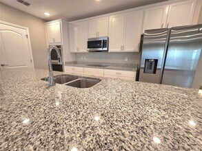 206 Barrington Dr in Haines City, FL - Building Photo - Building Photo