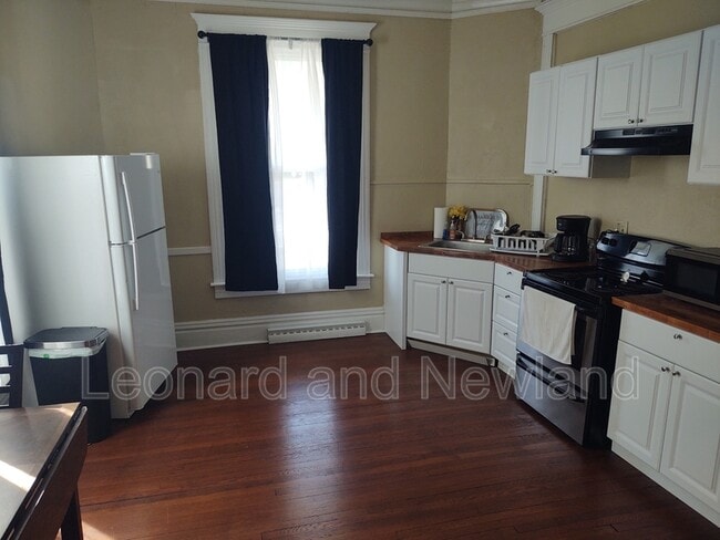 1330 Maple Ave in Zanesville, OH - Building Photo - Building Photo