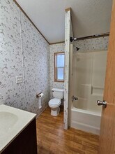 44 Noble Ln in Rome, NY - Foto de edificio - Building Photo