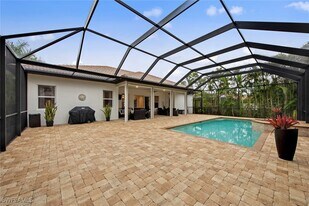 27153 Barefoot Ln in Bonita Springs, FL - Building Photo