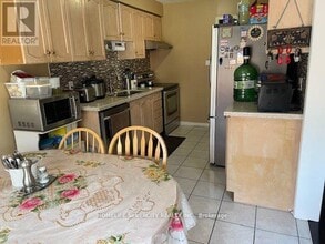 46 Clandfield St in Markham, ON - Building Photo - Building Photo