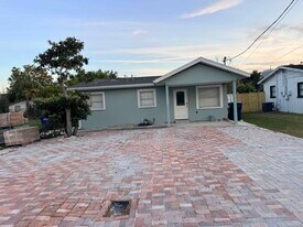 4208 W La Salle St in Tampa, FL - Building Photo