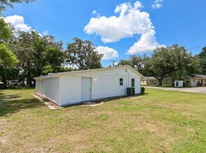 5620 1st St in Zephyrhills, FL - Building Photo - Building Photo