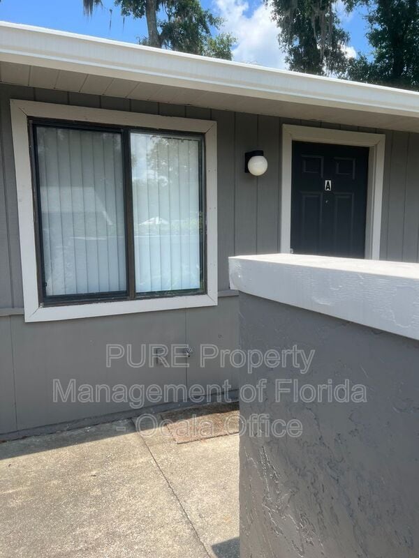 3002 SE 5 Ter in Ocala, FL - Foto de edificio - Building Photo