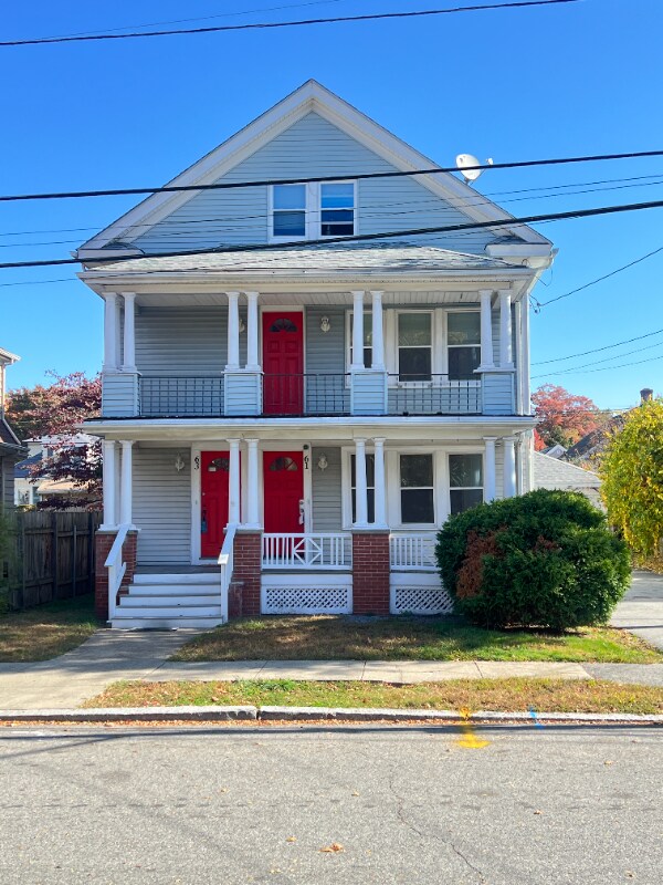 63 Jastram St in Providence, RI - Foto de edificio - Building Photo