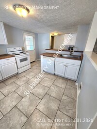 32 W Waterloo St photo'