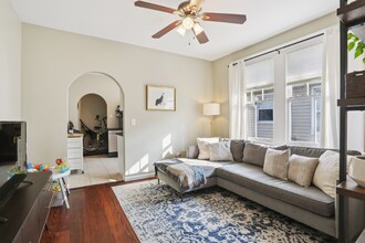 615 S Hennessey St in New Orleans, LA - Building Photo - Building Photo