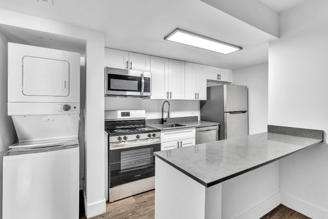 803 SW 15th Ave in Fort Lauderdale, FL - Building Photo - Building Photo