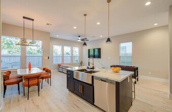 4205 Stassen St in Houston, TX - Building Photo - Building Photo