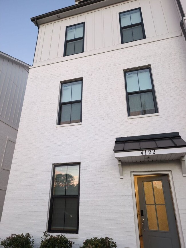 property at 4122 Alexander Vw Dr