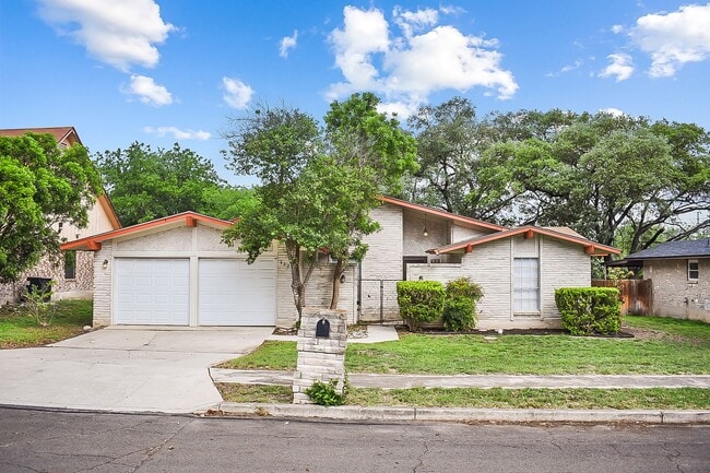 6023 Kinman Dr