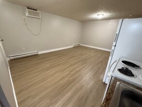 West Galbraith Apartments in Cincinnati, OH - Building Photo - Building Photo