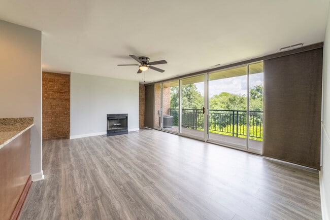 property at 6020 Oakwood Dr