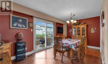 50 Carisbrooke Ct in Brampton, ON - Building Photo - Building Photo