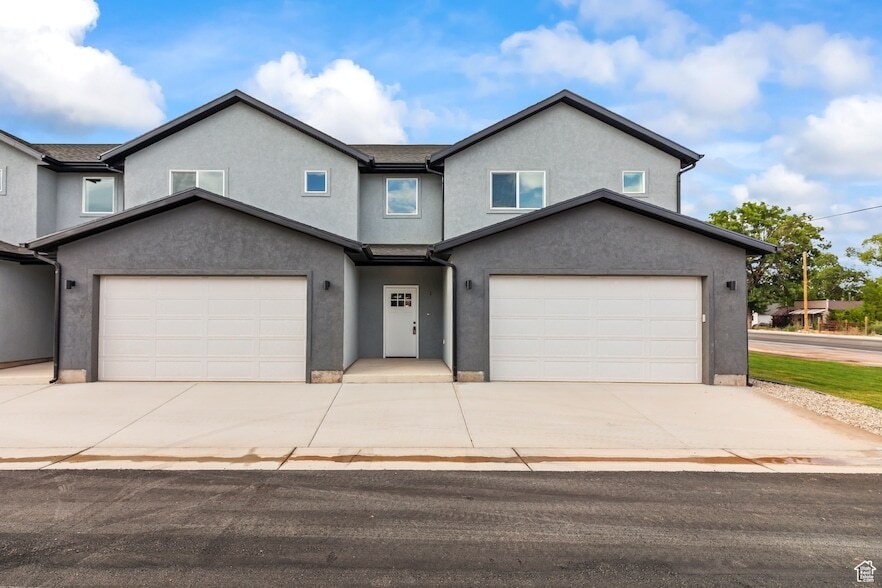 150 S 100 E in Richfield, UT - Building Photo