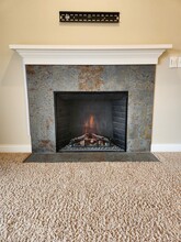 4104 Creek Hill Dr in Bettendorf, IA - Building Photo - Building Photo