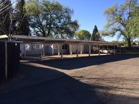 Anderson Oaks Apartments in Anderson, CA - Building Photo - Building Photo