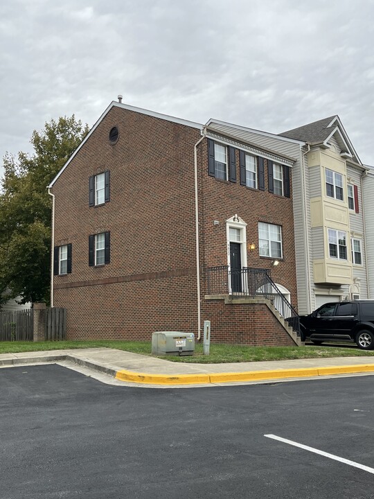 9623 Reiker Dr in Upper Marlboro, MD - Foto de edificio