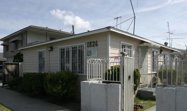 1826 Pine Ave in Long Beach, CA - Building Photo - Building Photo