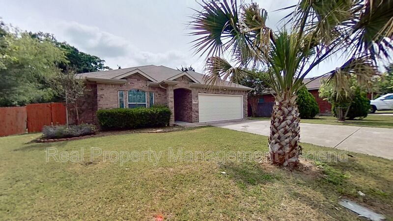 3706 Karlie Way in Dallas, TX - Building Photo